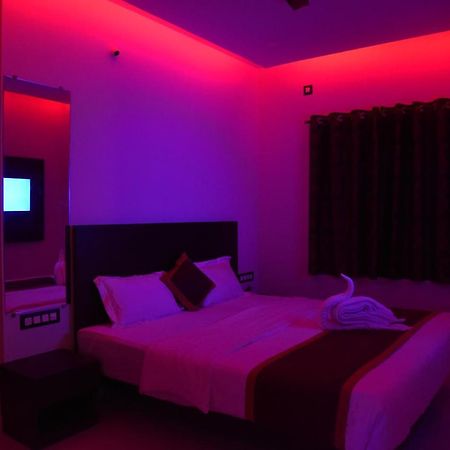 Hotel Grand Kubera Chikmagalūr エクステリア 写真