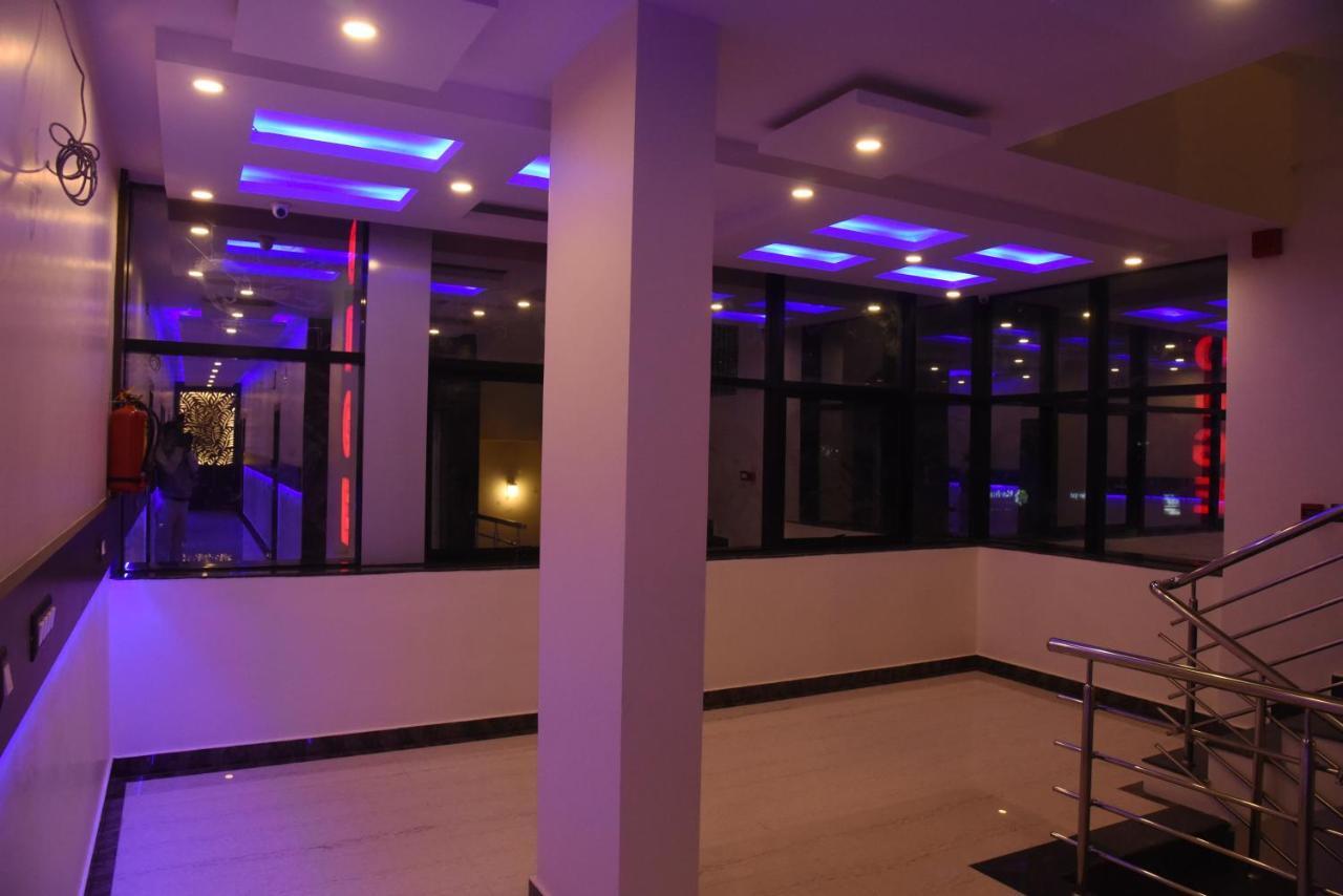 Hotel Grand Kubera Chikmagalūr エクステリア 写真