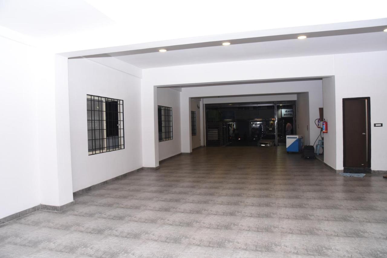 Hotel Grand Kubera Chikmagalūr エクステリア 写真